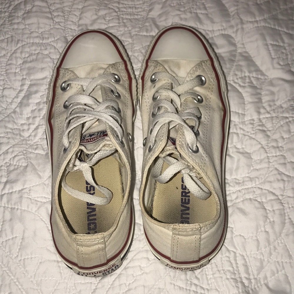 White converse - Picture 5 of 5